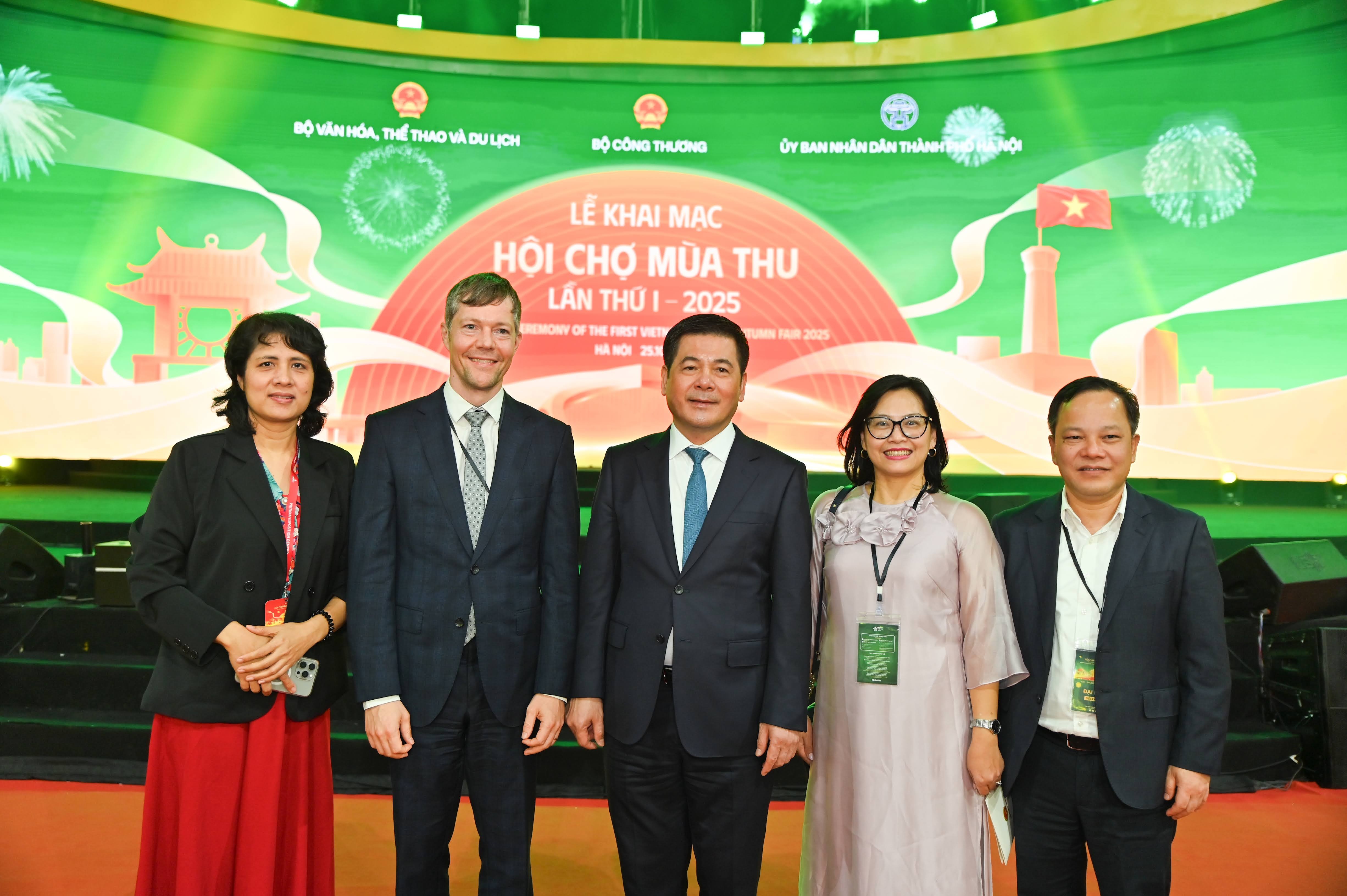 Hội chợ Mùa Thu lần thứ nhất - 2025: Kết nối con người với sản xuất, kinh doanh