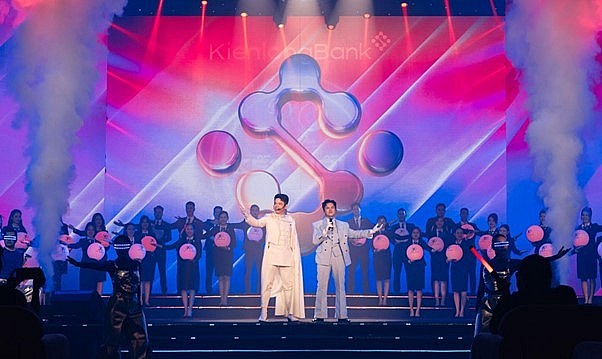 KienlongBank kể chuyện thương hiệu bằng “concert công nghệ” KienlongBank kể chuyện thương hiệu bằng “concert công nghệ”