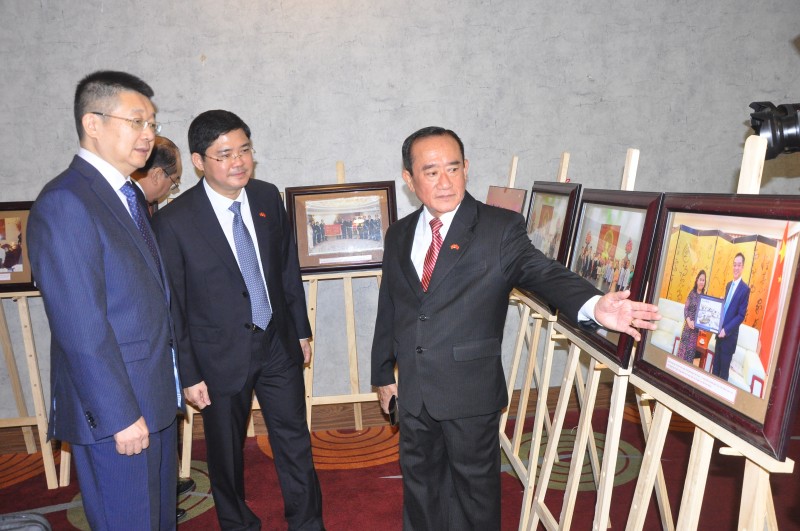 Cần Thơ họp mặt kỷ niệm 75 năm thiết lập quan hệ ngoại giao Việt Nam - Trung Quốc Cần Thơ họp mặt kỷ niệm 75 năm thiết lập quan hệ ngoại giao Việt Nam - Trung Quốc