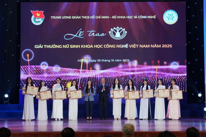Vinh danh những Nữ sinh Khoa học Công nghệ Việt Nam năm 2025. Vinh danh những Nữ sinh Khoa học Công nghệ Việt Nam năm 2025.