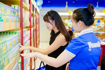 Vinamilk: Tổng doanh thu hợp nhất quý 3 tiến sát cột mốc 17 nghìn tỷ đồng