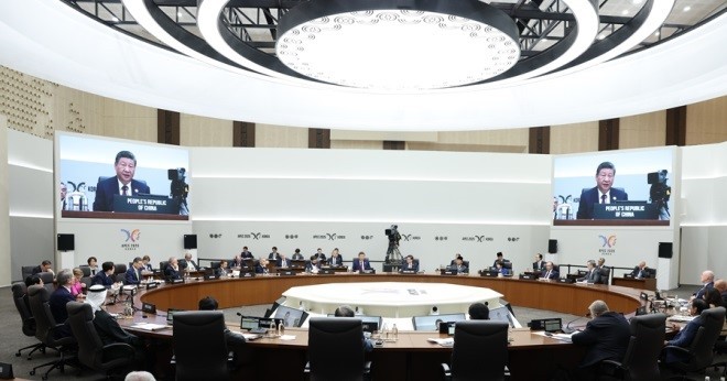 Chủ tịch Trung Quốc Tập Cận Bình tham dự và phát biểu tại Hội nghị Cấp cao APEC lần thứ 32 Chủ tịch Trung Quốc Tập Cận Bình tham dự và phát biểu tại Hội nghị Cấp cao APEC lần thứ 32