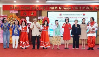 hoi huu nghi viet nam campuchia xay dung mo hinh hop tac nhan dan hieu qua ben vung