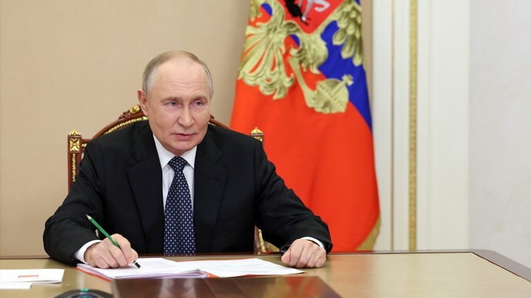 Tổng thống Nga Vladimir Putin Tổng thống Nga Vladimir Putin