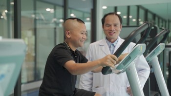 Căn bệnh khiến cơ thể nam giới “đóng băng” không thể dậy thì