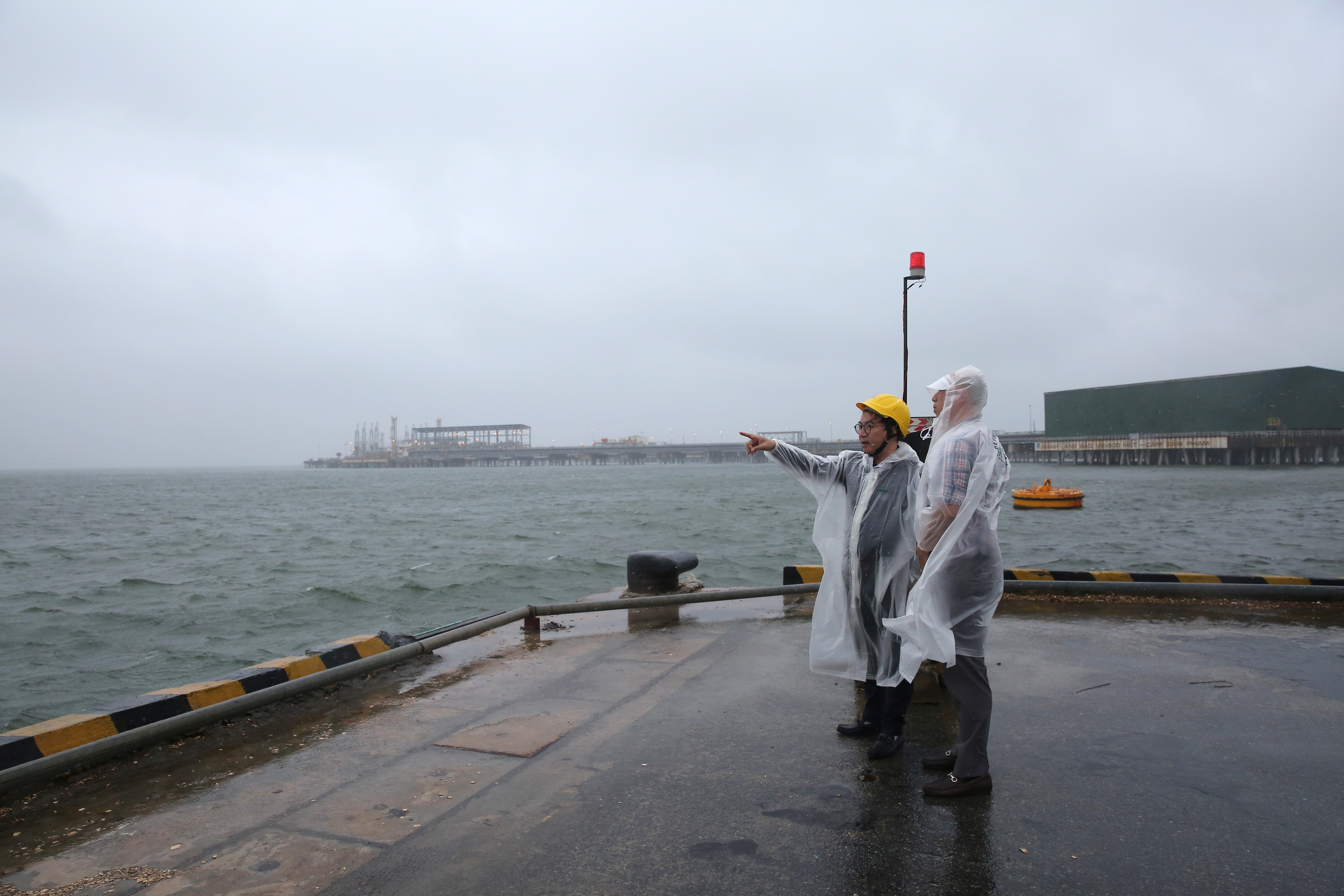 Ứng phó bão số 13, BSR đảm bảo an toàn cho con người và vận hành nhà máy Ứng phó bão số 13, BSR đảm bảo an toàn cho con người và vận hành nhà máy