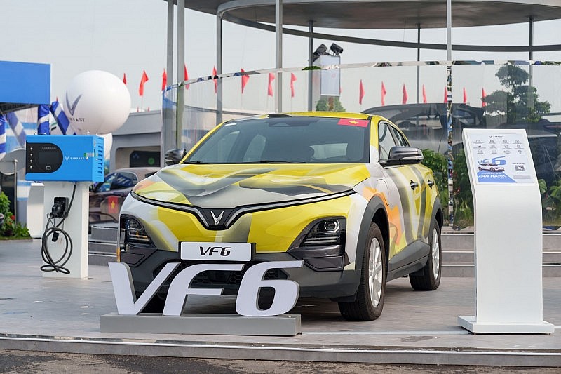 Chủ xe lý giải nguyên nhân chọn VF 6 làm chiếc xe đầu đời