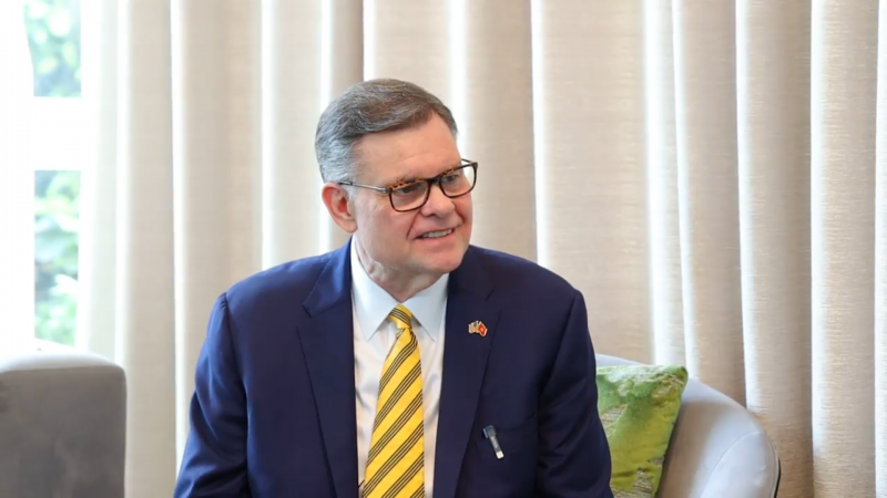 Mục sư Bob Roberts, Chủ tịch Viện Liên kết Toàn cầu (IGE, Hoa Kỳ), trưởng đoàn các mục sư Tin lành Quốc tế Mục sư Bob Roberts, Chủ tịch Viện Liên kết Toàn cầu (IGE, Hoa Kỳ), trưởng đoàn các mục sư Tin lành Quốc tế