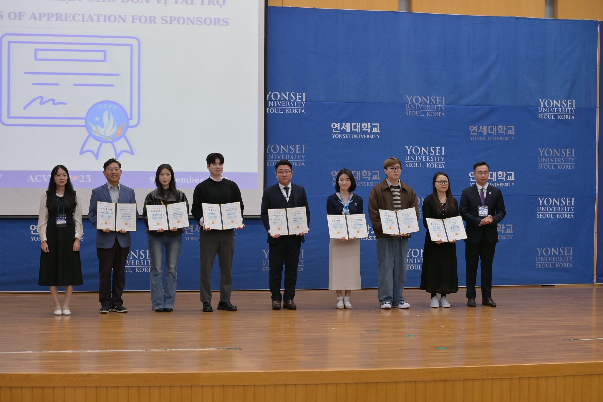 Khơi nguồn sáng tạo cho các nhà khoa học trẻ Việt Nam tại Hàn Quốc