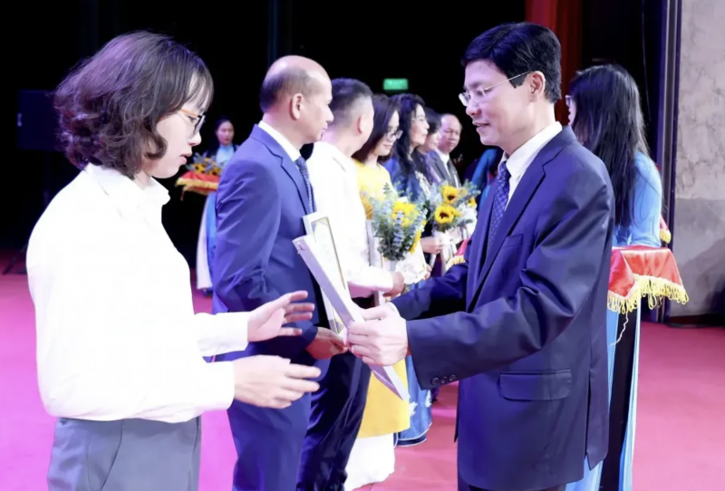 Khơi dậy nguồn lực đổi mới trong công nhân viên chức lao động Thủ đô