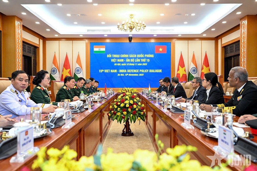 Việt Nam ủng hộ Ấn Độ tăng cường hợp tác quốc phòng với ASEAN Việt Nam ủng hộ Ấn Độ tăng cường hợp tác quốc phòng với ASEAN