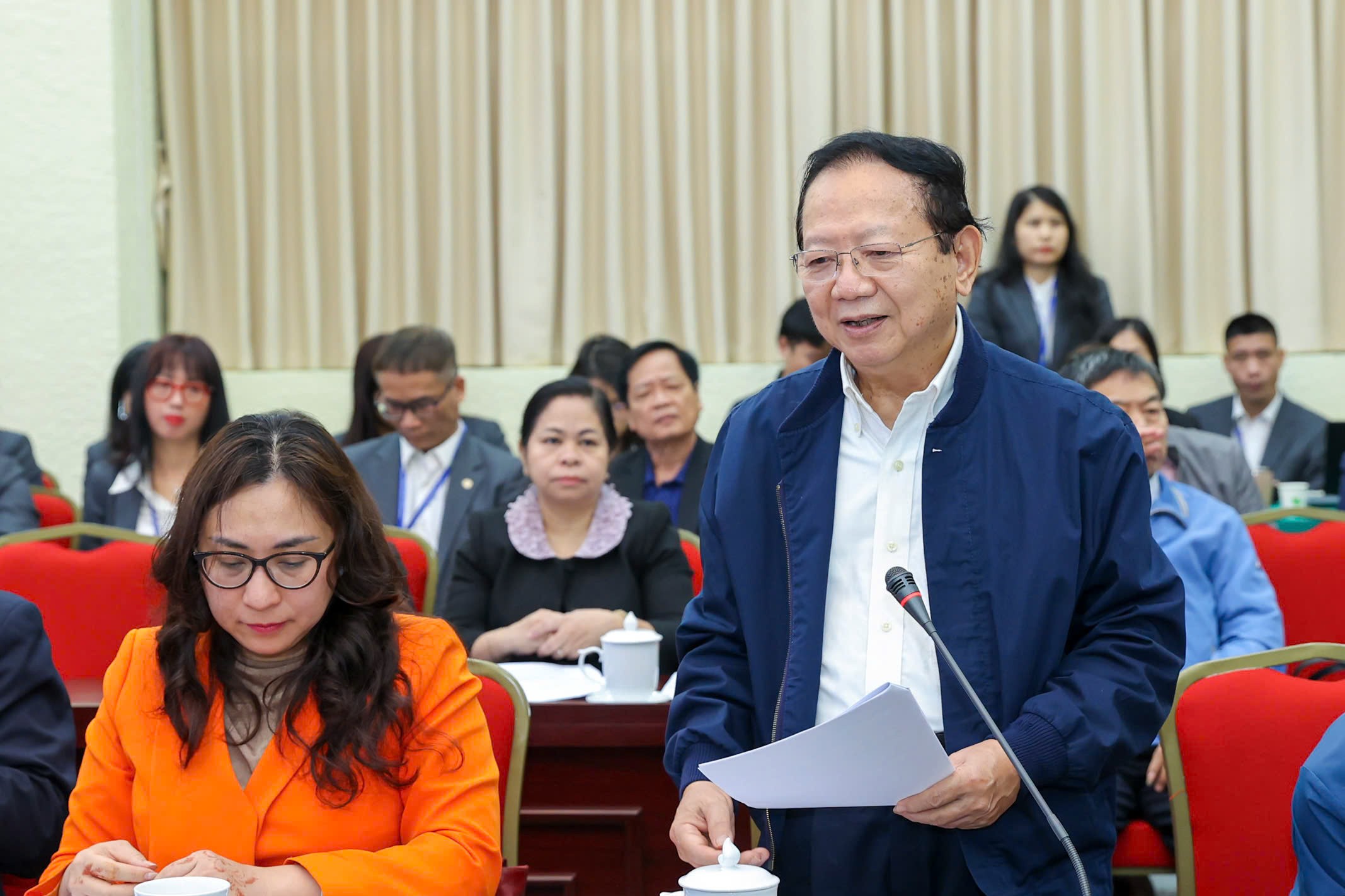 Ngoại giao kinh tế: Góc nhìn từ hoạt động của Hội hữu nghị Việt Nam - Singapore Ngoại giao kinh tế: Góc nhìn từ hoạt động của Hội hữu nghị Việt Nam - Singapore