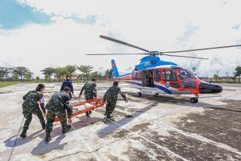 Việt Nam - Campuchia diễn tập quân y, khánh thành trường, kết nghĩa biên giới