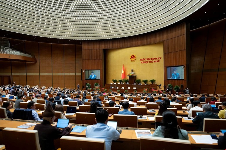Quang cảnh phiên họp. (Ảnh: Quochoi.vn) Quang cảnh phiên họp. (Ảnh: Quochoi.vn)