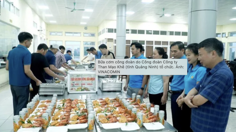 Bữa cơm công đoàn do Công đoàn Công ty Than Mạo Khê (tỉnh Quảng Ninh) tổ chức. (Ảnh: T.L) Bữa cơm công đoàn do Công đoàn Công ty Than Mạo Khê (tỉnh Quảng Ninh) tổ chức. (Ảnh: T.L)