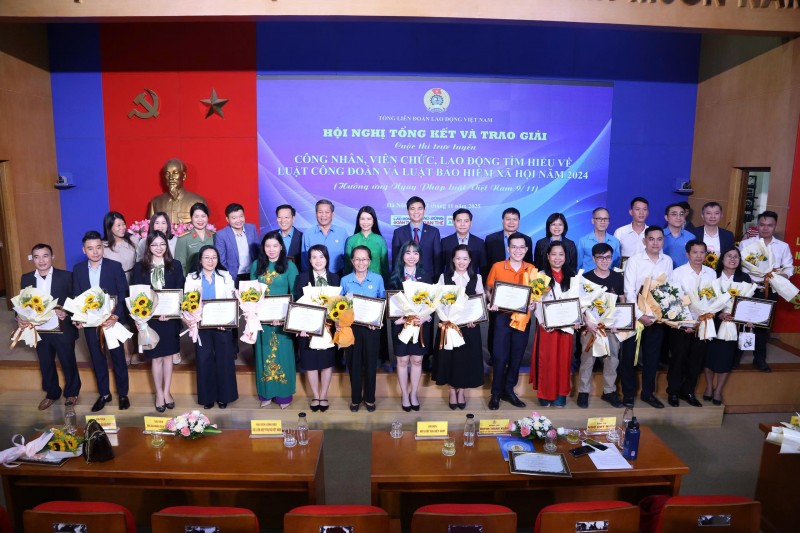 Lan tỏa văn hóa pháp luật trong đoàn viên, người lao động Lan tỏa văn hóa pháp luật trong đoàn viên, người lao động