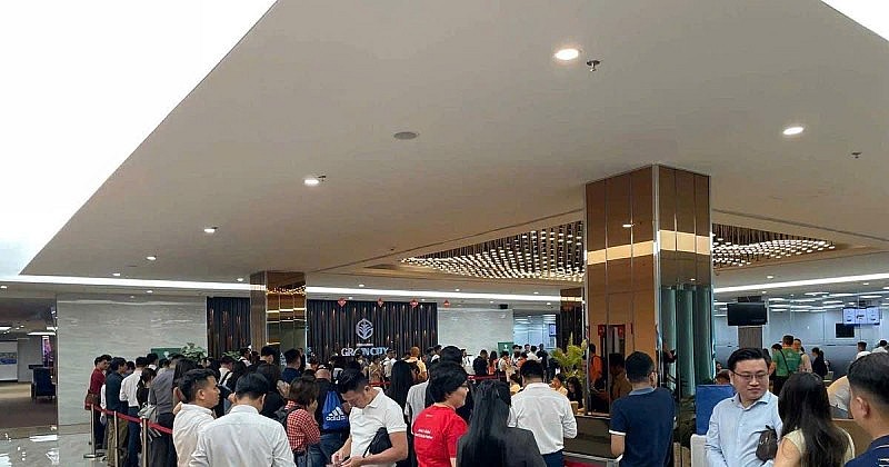 Khoảng cách tính bằng phút di chuyển, giá đất Vịnh Ngọc chỉ bằng 1/10 trung tâm TP.HCM: Cách nhau cả cơ hội làm giàu Khoảng cách tính bằng phút di chuyển, giá đất Vịnh Ngọc chỉ bằng 1/10 trung tâm TP.HCM: Cách nhau cả cơ hội làm giàu