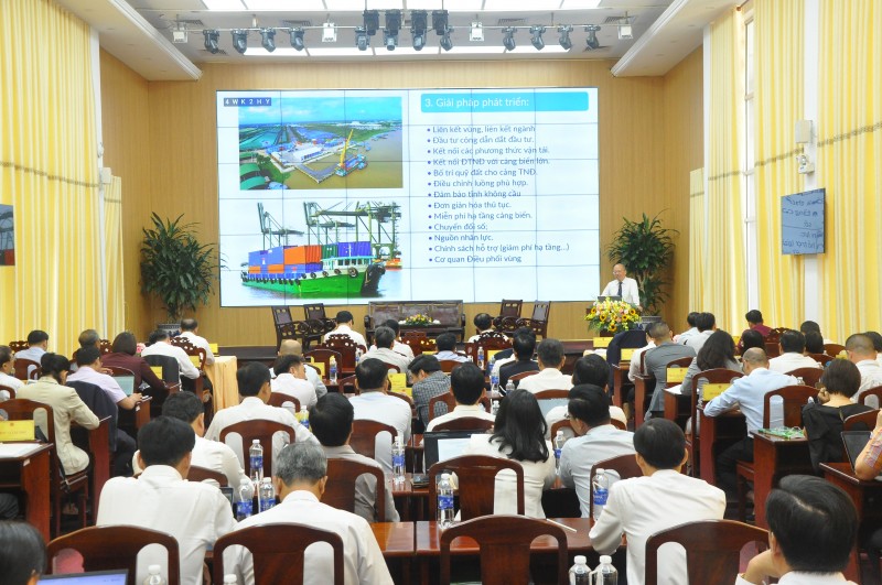 Cần Thơ đặt mục tiêu trở thành trung tâm logistics đa phương thức quốc tế Cần Thơ đặt mục tiêu trở thành trung tâm logistics đa phương thức quốc tế