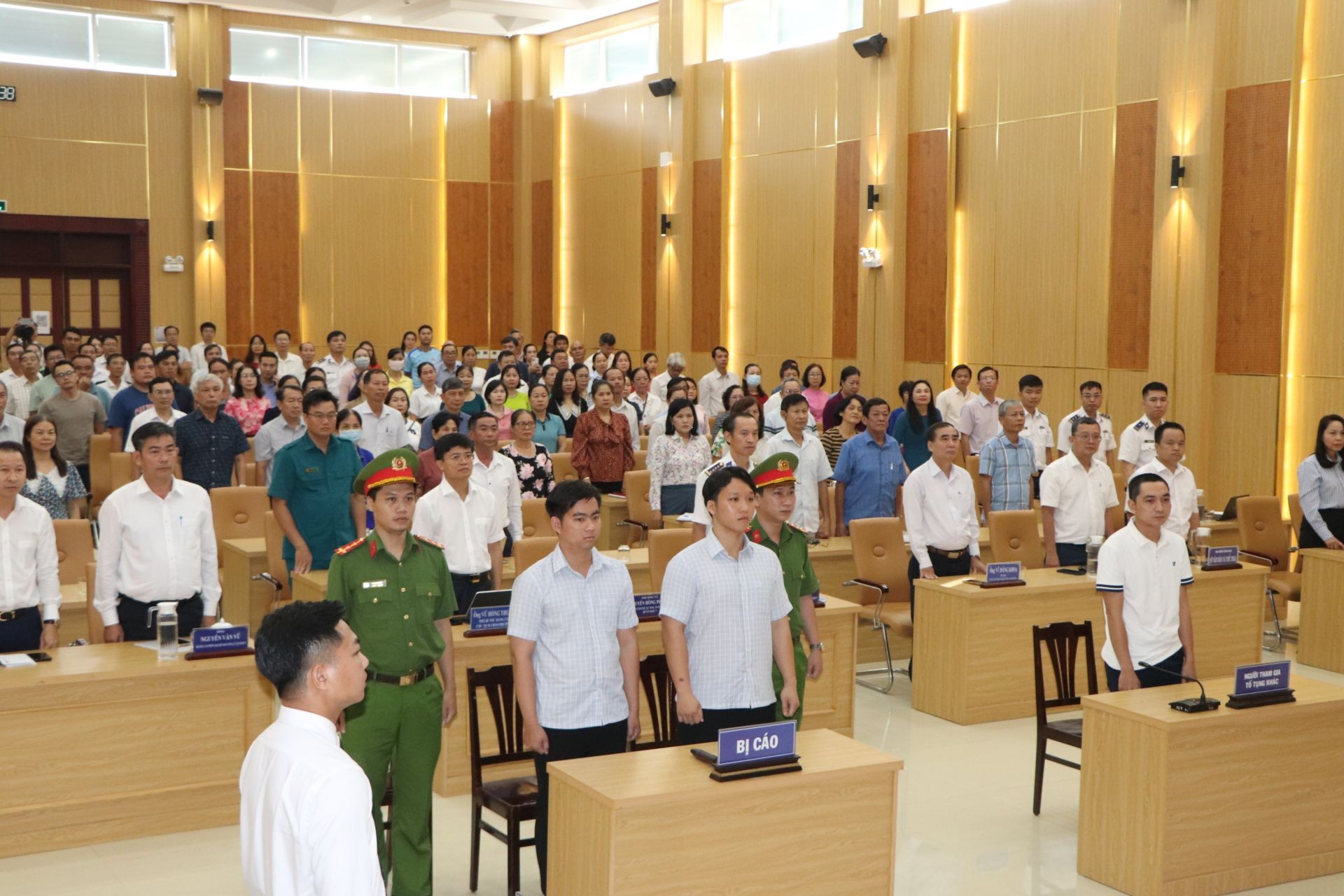 Phiên tòa giả định tái hiện hành vi vi phạm IUU: Bài học cảnh tỉnh mạnh mẽ với ngư dân Phiên tòa giả định hành vi vi phạm IUU cảnh báo mạnh mẽ ngư dân
