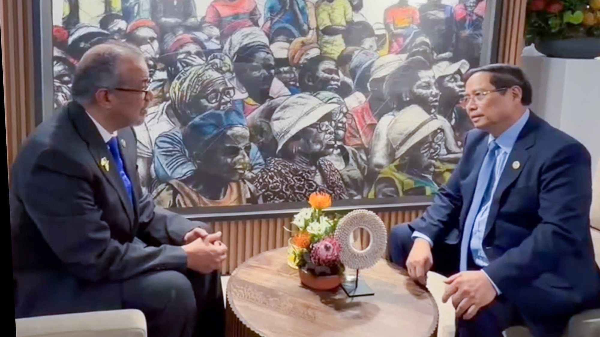 Thủ tướng đề nghị WHO hỗ trợ phòng ngừa dịch bệnh sau bão lũ lịch sử