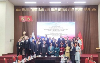 thuc day hop tac nhan dan va tang cuong trao doi giua viet nam va tinh kaluga lien bang nga