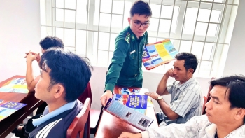 Khánh Hòa đẩy mạnh tuyên truyền, kiểm tra tàu cá chống khai thác IUU