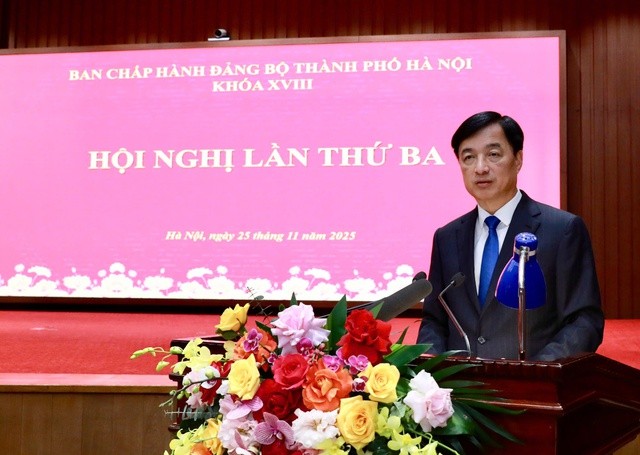 Bí thư Thành ủy Hà Nội Nguyễn Duy Ngọc kết luận hội nghị lần thứ 3 Ban chấp hàng Đảng bộ Hà Nội. (Ảnh: T.L)