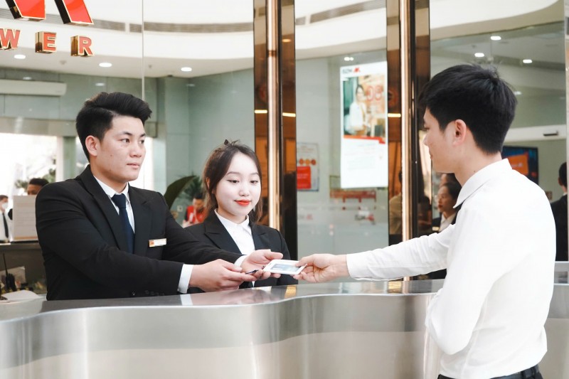 ROX Key Holdings được trao giải thưởng Sao Vàng Đất Việt 2024 ROX Key Holdings được trao giải thưởng Sao Vàng Đất Việt 2024