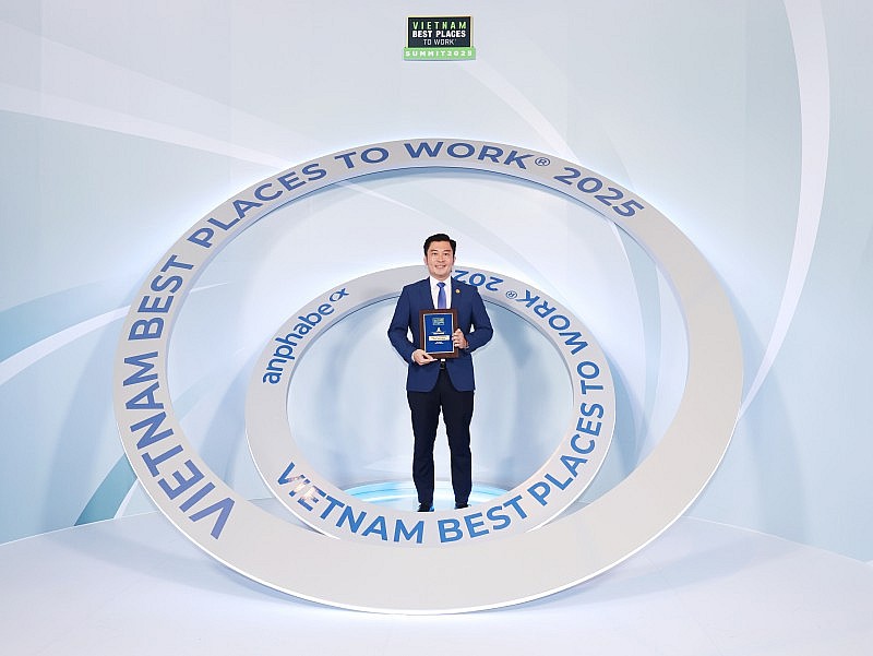 KienlongBank được vinh danh là “Nơi làm việc tốt nhất Việt Nam 2025”