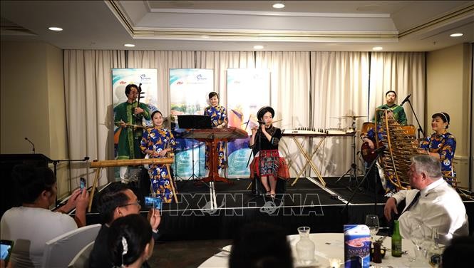 Chương trình văn nghệ tại sự kiện. Ảnh: Lê Đạt/PV TTXVN tại Australia