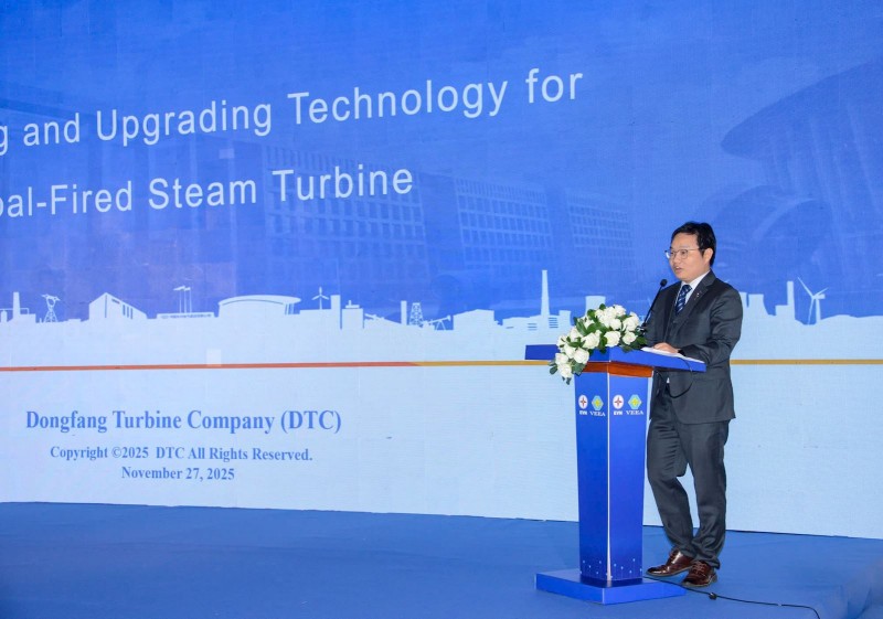 12 báo cáo khoa học chuyên sâu về điện gió ngoài khơi, nhiệt điện than – khí tiên tiến, đồng đốt amoniac/hydrogen, LNG, điện hạt nhân, thủy điện và ứng dụng AI trong giám sát thiết bị đã được trình bày và thảo luận.