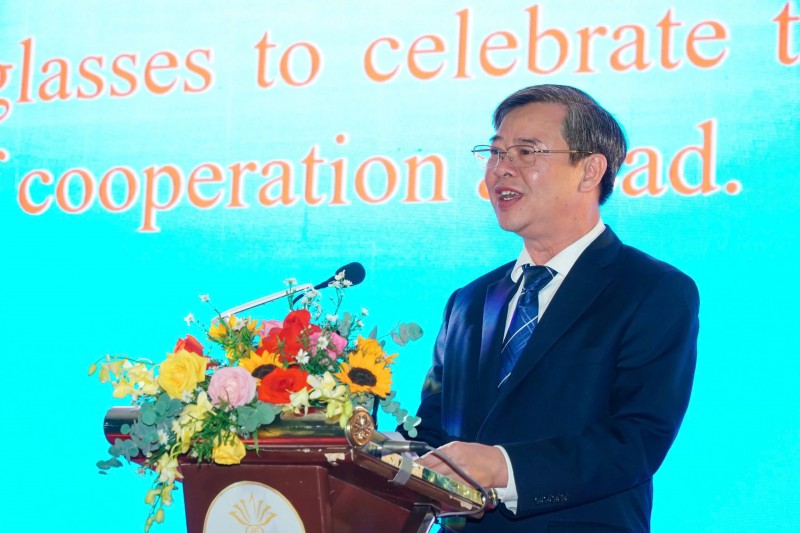 Cần Thơ tổ chức họp mặt mừng năm mới 2026 với bạn bè và đối tác quốc tế Cần Thơ tổ chức họp mặt mừng năm mới 2026 với bạn bè và đối tác quốc tế