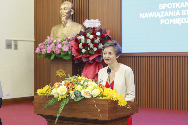 bà Joanna Skoczek, Trưởng Phái đoàn Đại sứ quán Ba Lan tại Việt Nam