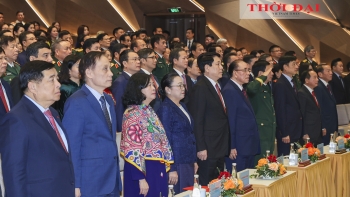 chu tich uy ban trung uong mttq viet nam chuc mung quoc khanh lao