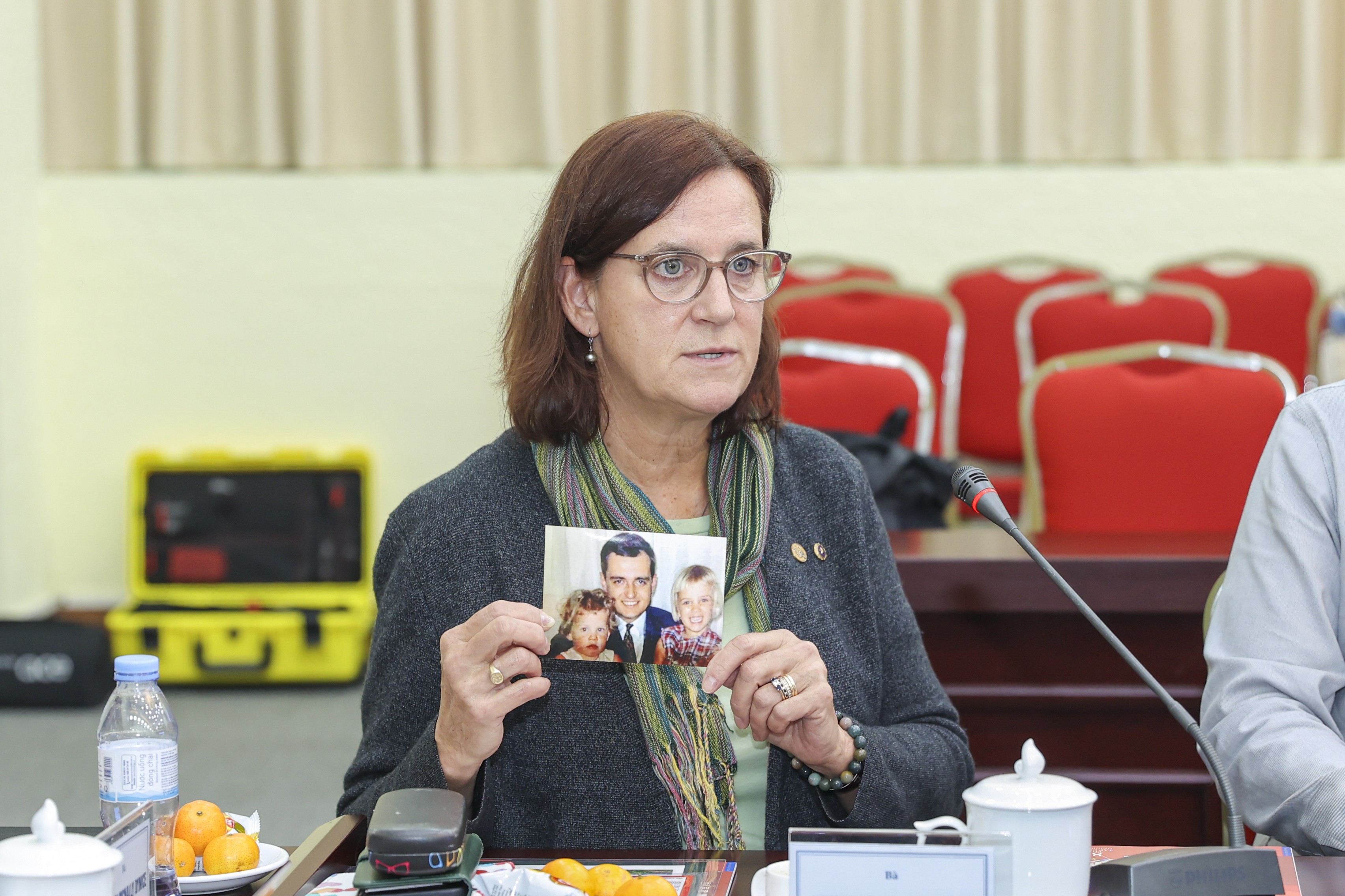 “Gặp gỡ hai phía”: Xoa dịu nỗi đau chiến tranh, kết nối nhân dân Việt Nam - Hoa Kỳ “Gặp gỡ hai phía”: Xoa dịu nỗi đau chiến tranh, kết nối nhân dân Việt Nam - Hoa Kỳ