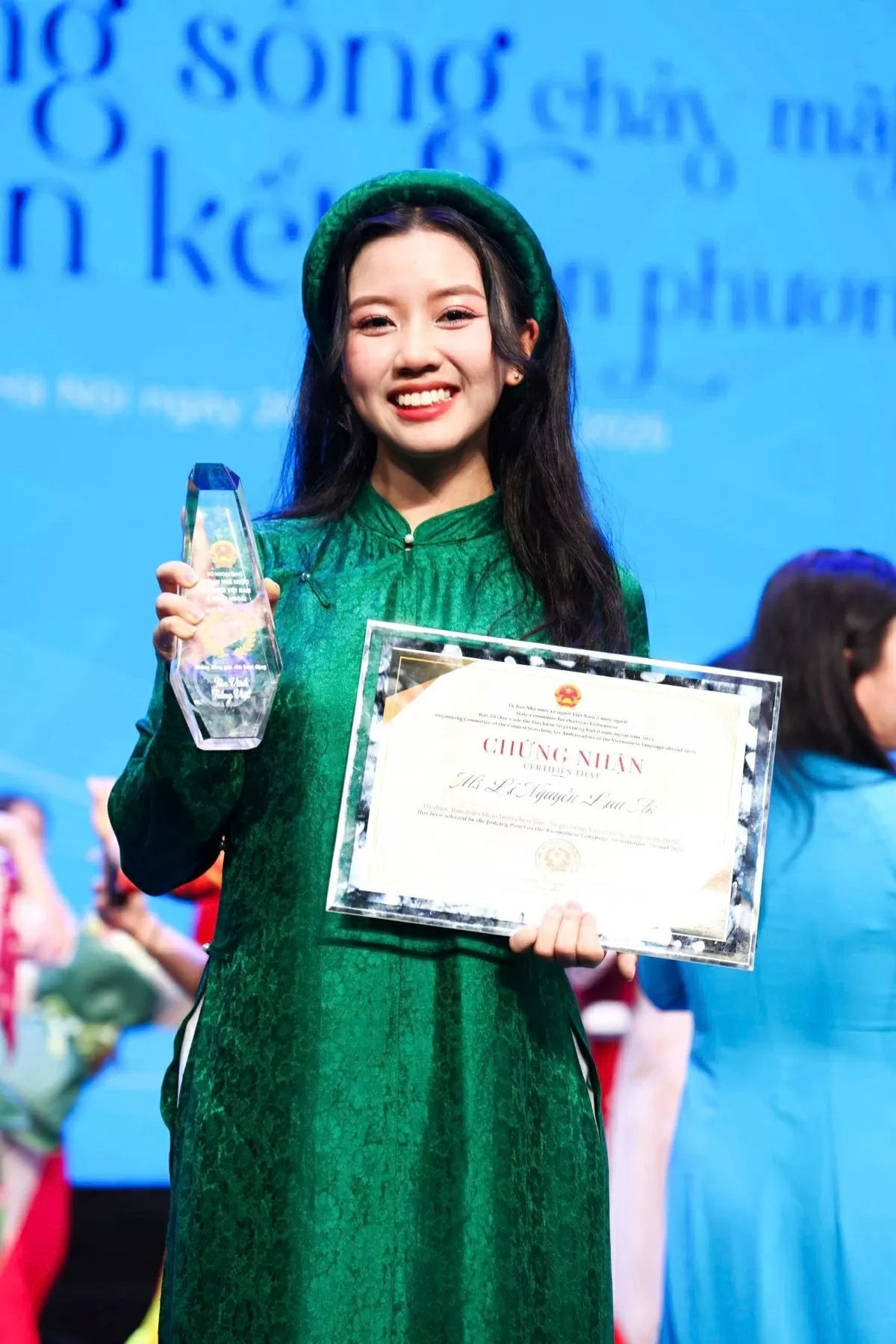 Em Lê Nguyễn Lưu An được vinh danh Sứ giả tiếng Việt ở nước ngoài năm 2025.