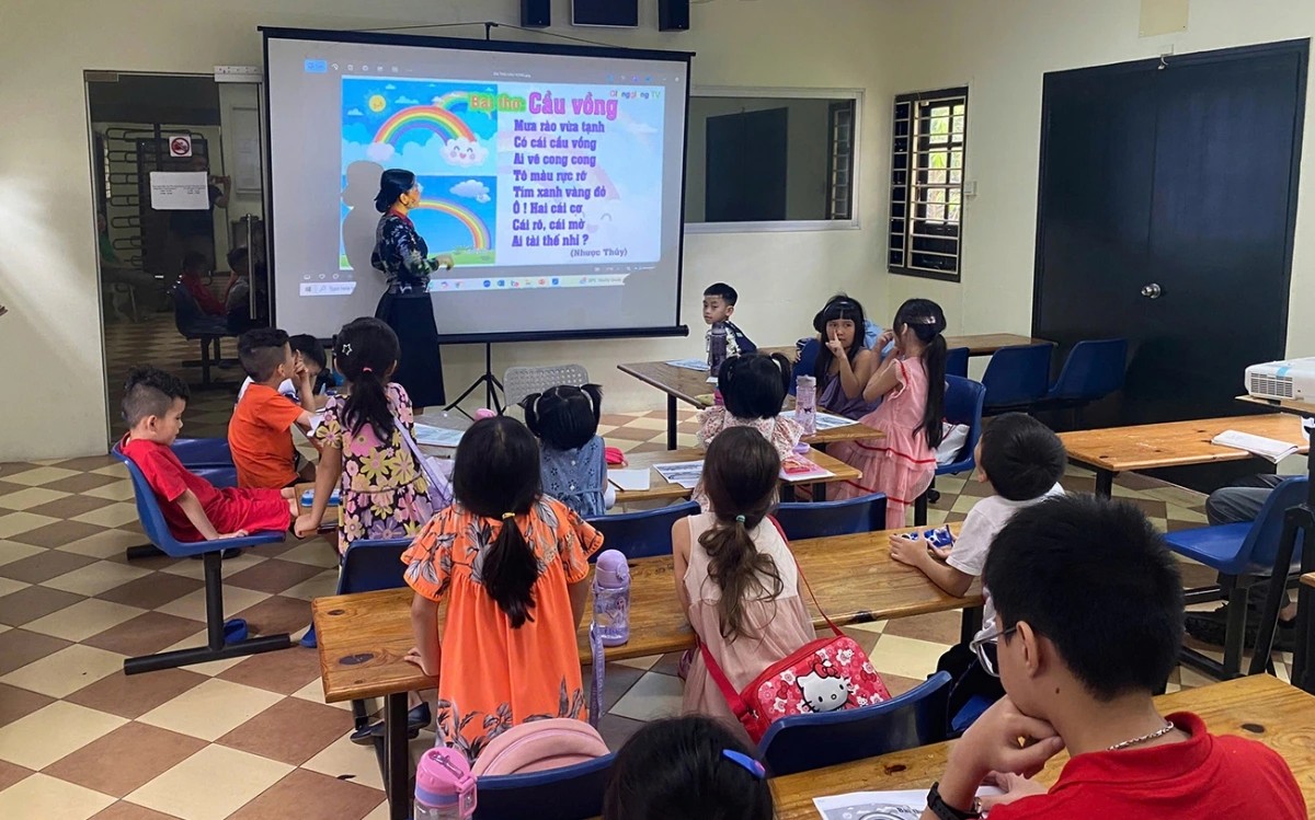 Lớp học tiếng Việt của mẹ là nơi An gắn bó suốt 9 năm.