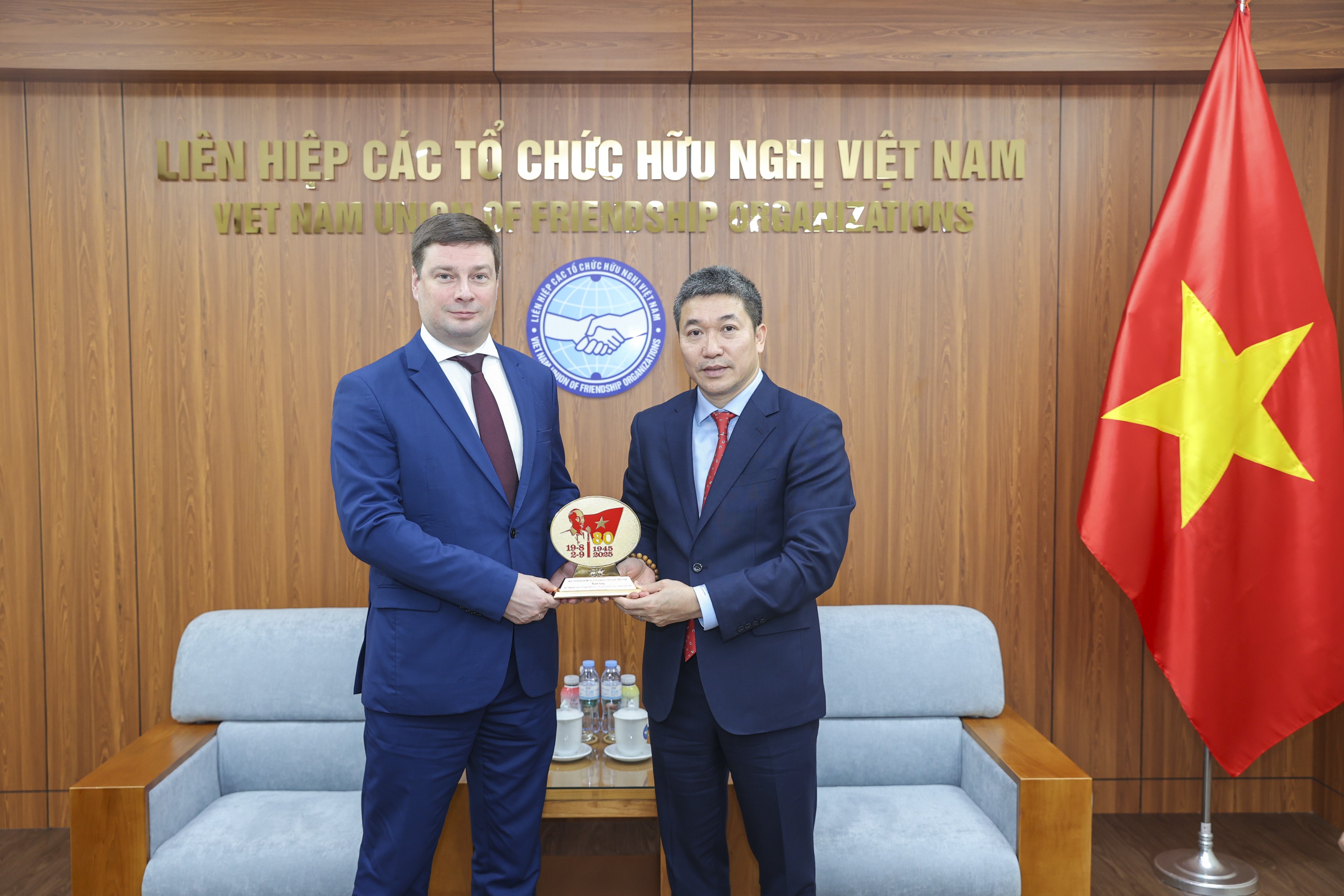 Tăng cường hợp tác giáo dục, thúc đẩy tình hữu nghị  Việt Nam – LB Nga