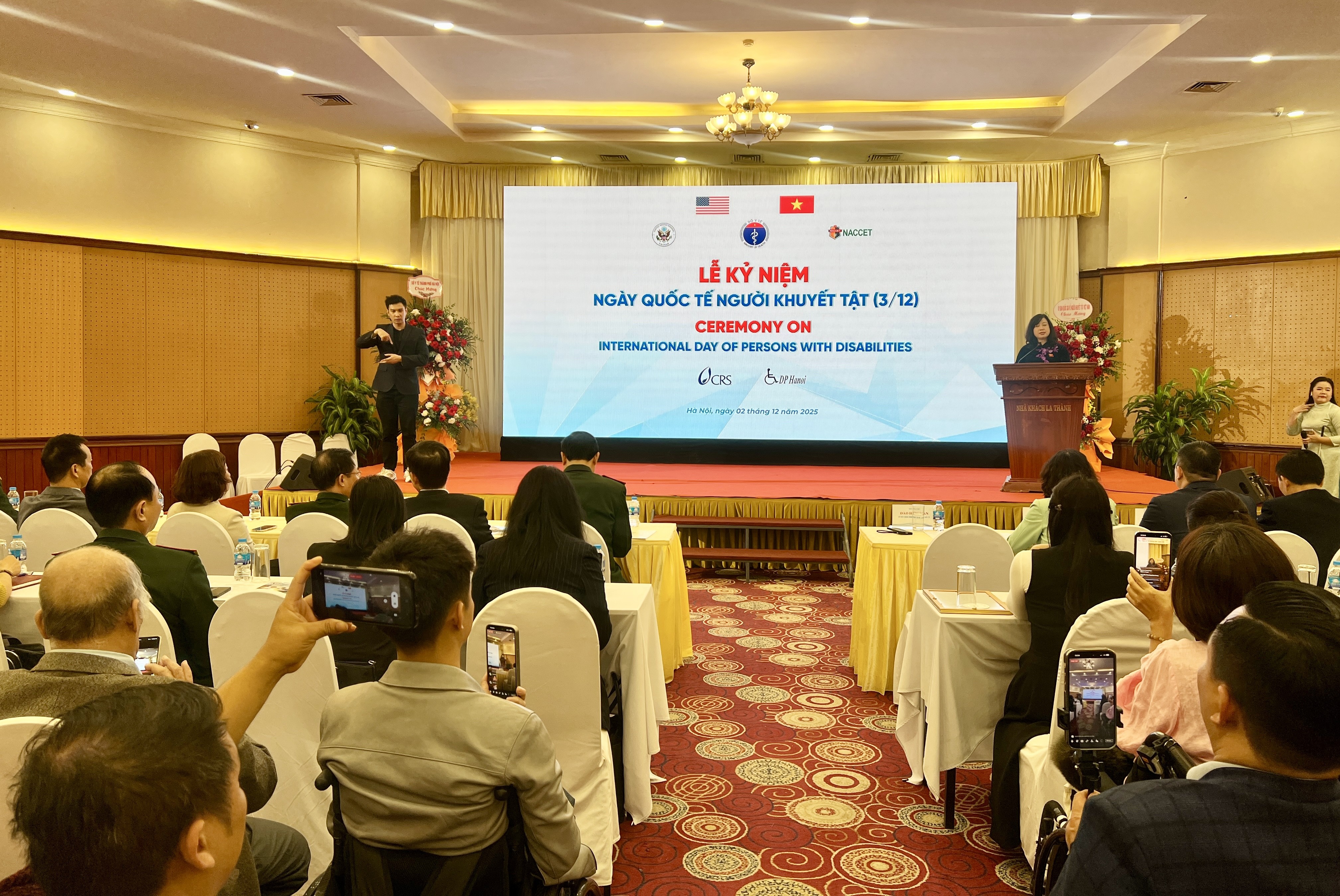 Chung tay vì xã hội không rào cản cho người khuyết tật