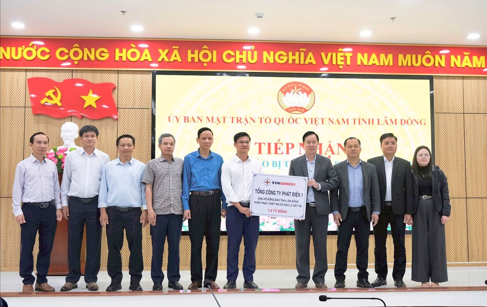 Đoàn công tác EVNGENCO1 trao hỗ trợ 1,4 tỷ đồng cho Ủy ban MTTQ Việt Nam tỉnh Lâm Đồng