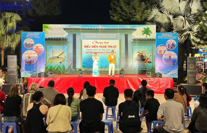 Tổ chức lại Phố đi bộ Ninh Kiều: Động lực mới cho kinh tế đêm và du lịch Cần Thơ