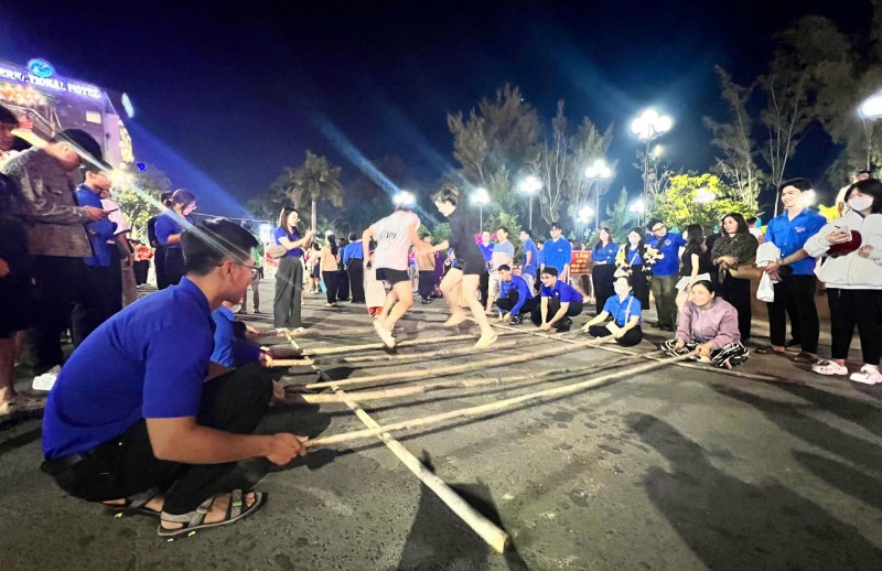 Tổ chức lại Phố đi bộ Ninh Kiều: Động lực mới cho kinh tế đêm và du lịch Cần Thơ