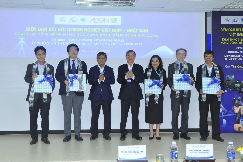 Tăng cường kết nối Việt Nam - Nhật Bản: Mở lối cho hàng hóa Đồng bằng sông Cửu Long vươn xa Tăng cường kết nối Việt Nam - Nhật Bản: Mở lối cho hàng hóa Đồng bằng sông Cửu Long vươn xa