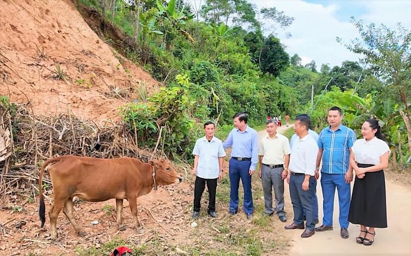 Mường Tùng chủ động triển khai giảm nghèo đa chiều từ chính sách đến cuộc sống Mường Tùng chủ động triển khai giảm nghèo đa chiều từ chính sách đến cuộc sống