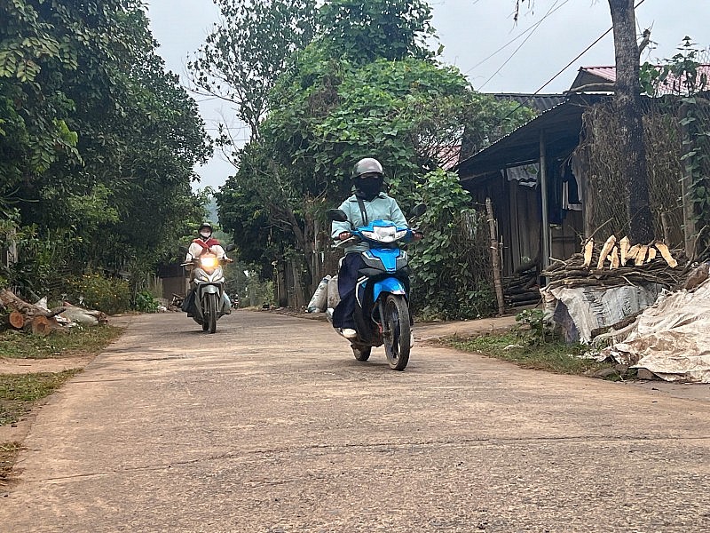 Mường Tùng chủ động triển khai giảm nghèo đa chiều từ chính sách đến cuộc sống Mường Tùng chủ động triển khai giảm nghèo đa chiều từ chính sách đến cuộc sống