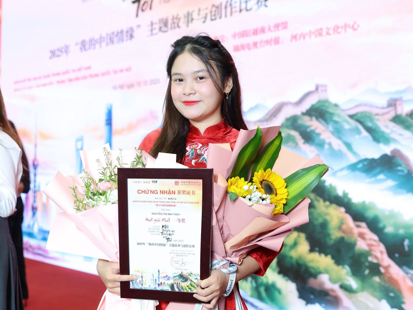 Phóng viên Nguyễn Thị Mai Thùy Phóng viên Nguyễn Thị Mai Thùy