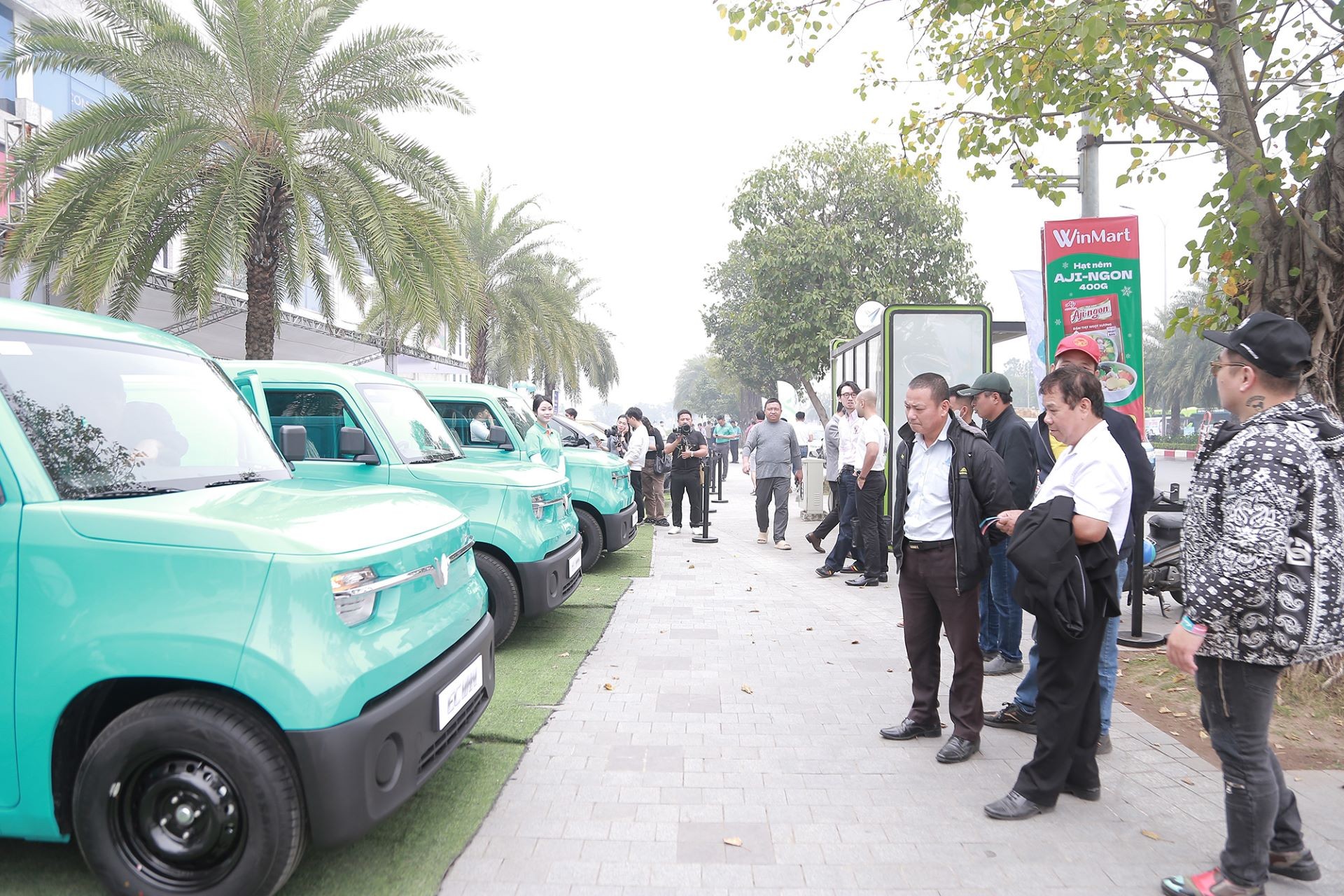 EC Van: Xe gọn cho phố nhỏ, chở “full” tải thoải mái, tối ưu chi phí từng chuyến đi