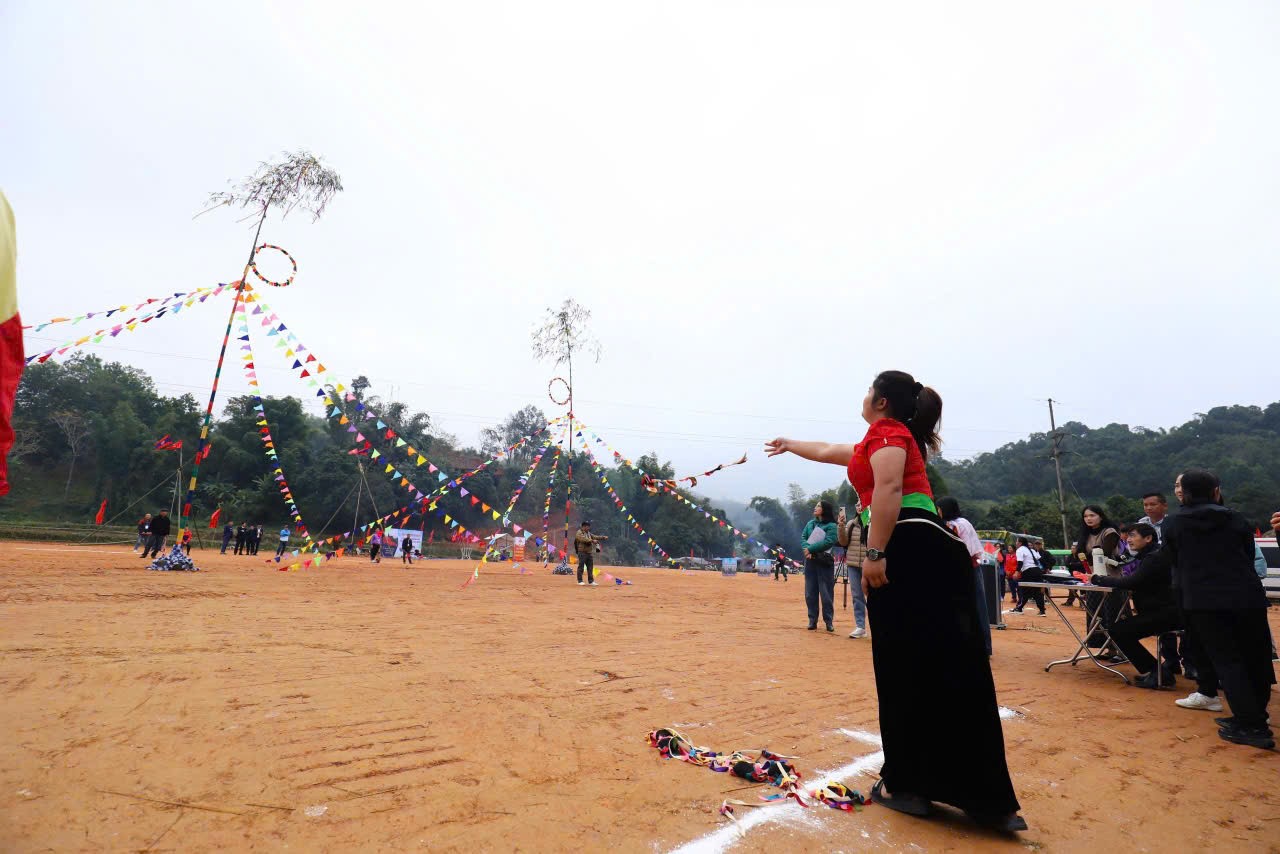 Thắm tình biên cương Việt Nam - Lào - Trung Quốc