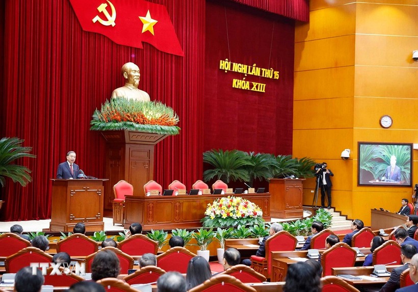 Ngày làm việc thứ hai và bế mạc Hội nghị Trung ương 15 khóa XIII Ngày làm việc thứ hai và bế mạc Hội nghị Trung ương 15 khóa XIII