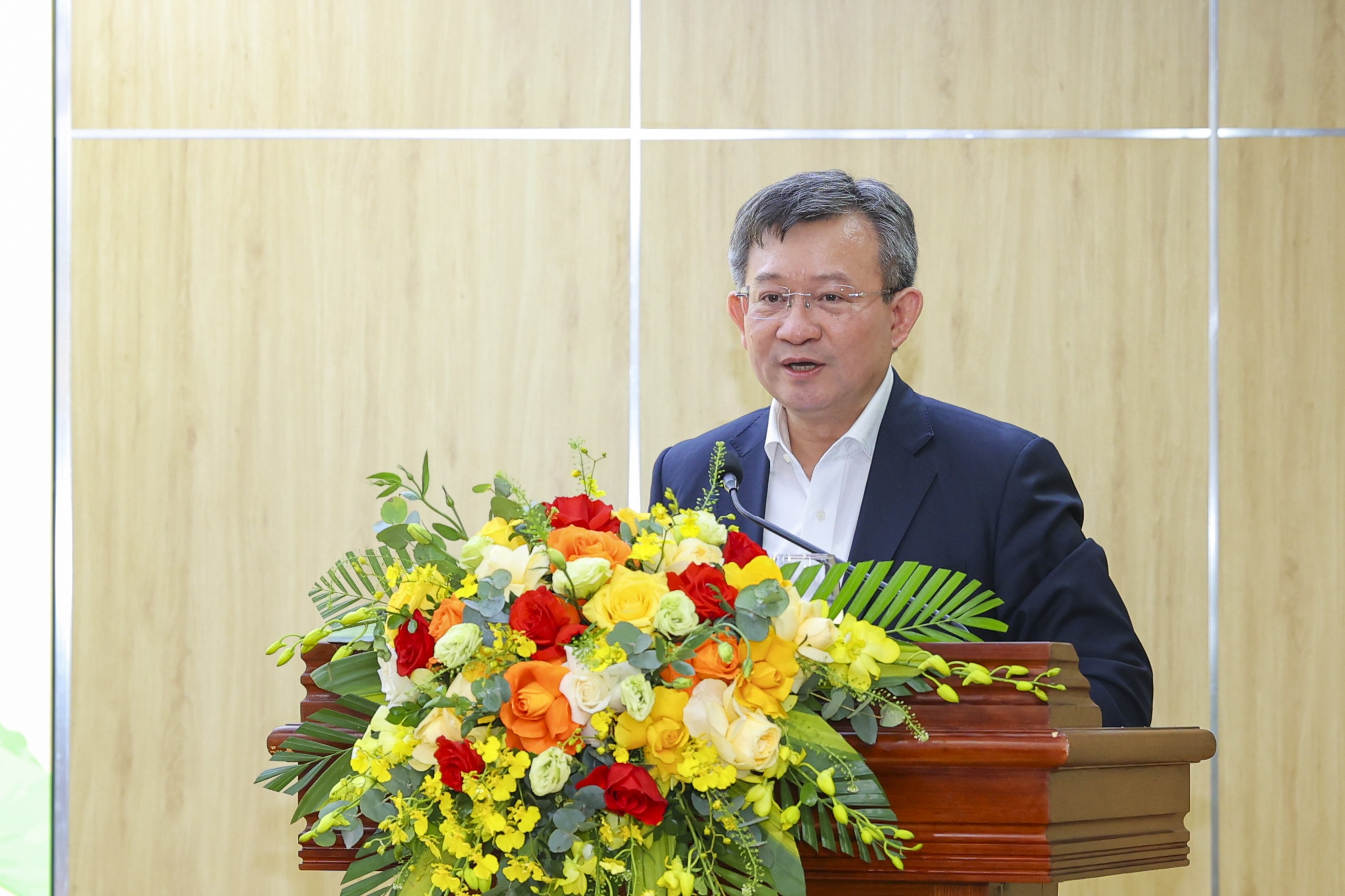 Chú trọng đào tạo cán bộ để nâng cao hiệu quả đối ngoại nhân dân Thủ đô